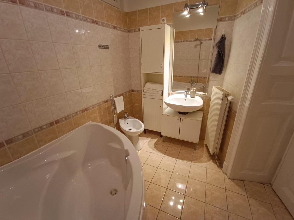 R171 Elitehost Raday Apartment 부다페스트 외부 사진